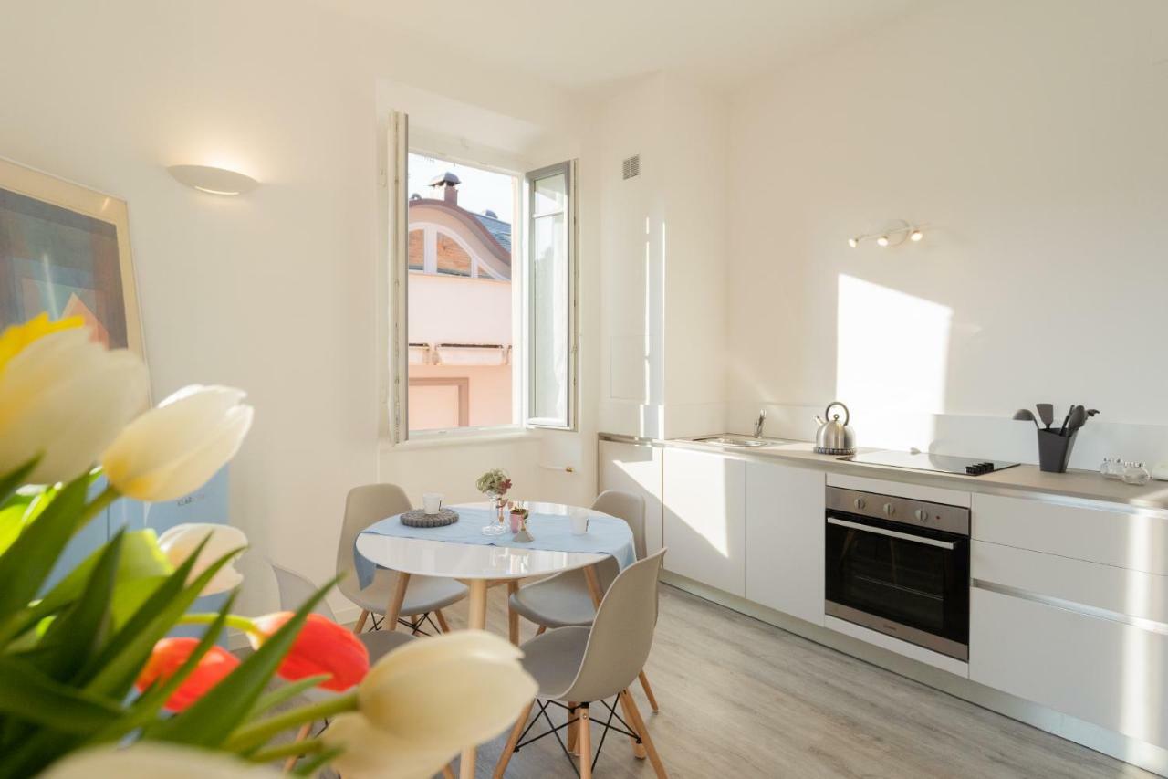 The Little Prince Apartment By Rent All Como Ngoại thất bức ảnh