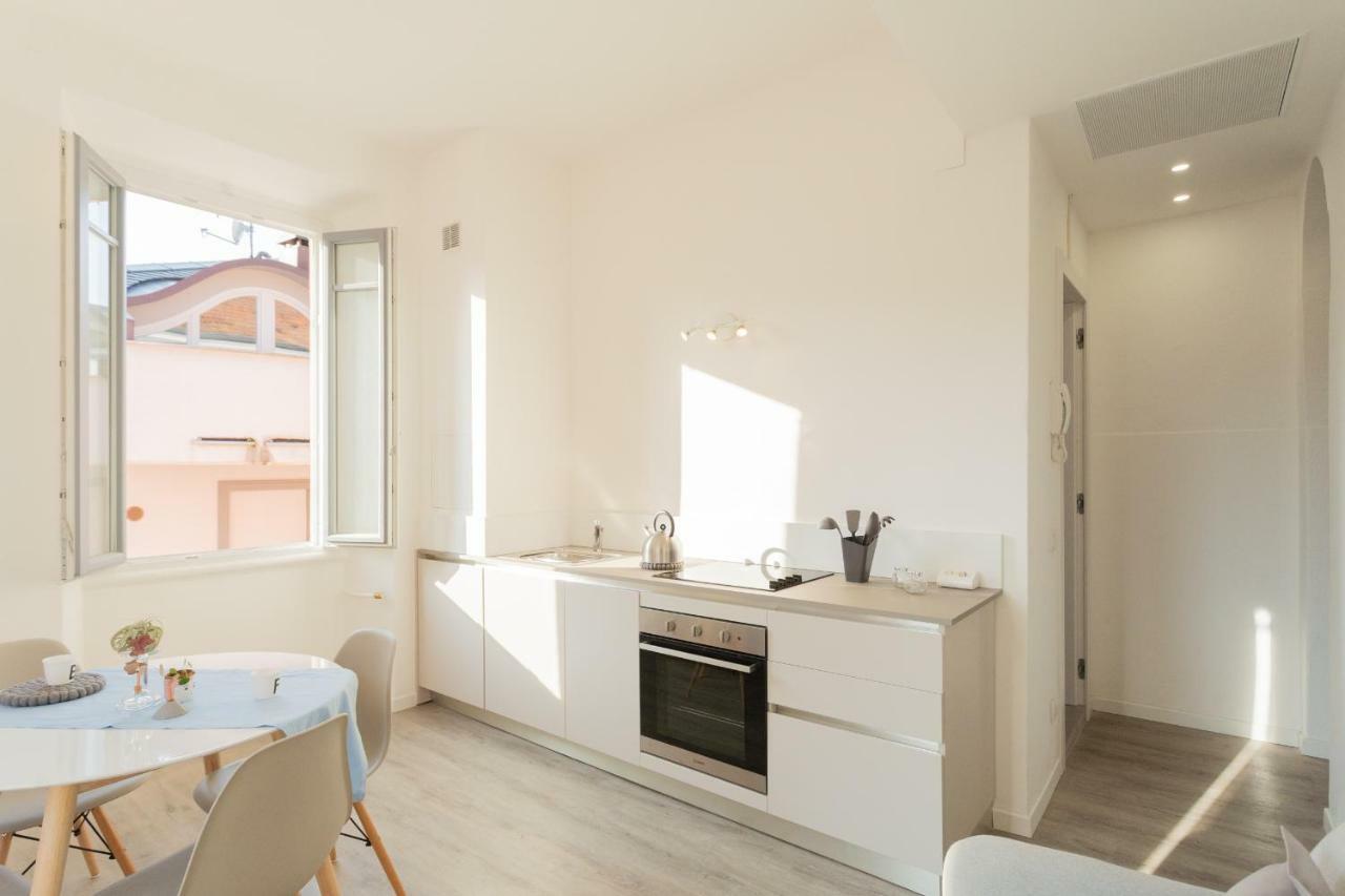 The Little Prince Apartment By Rent All Como Ngoại thất bức ảnh