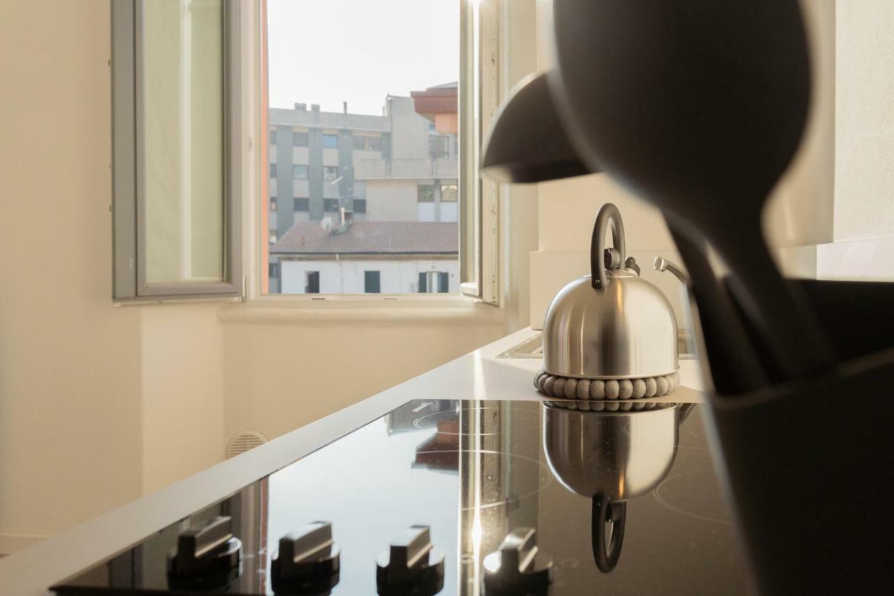 The Little Prince Apartment By Rent All Como Ngoại thất bức ảnh