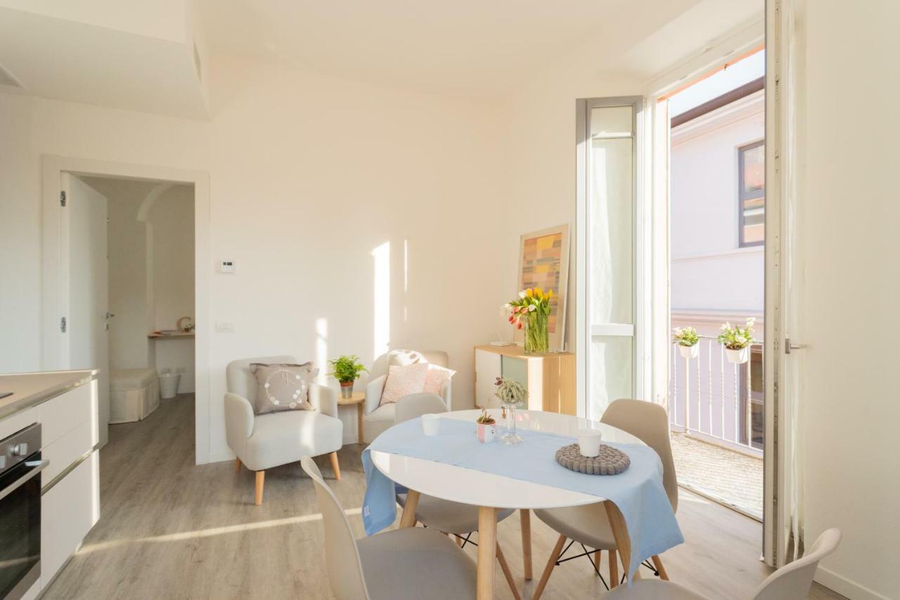 The Little Prince Apartment By Rent All Como Ngoại thất bức ảnh