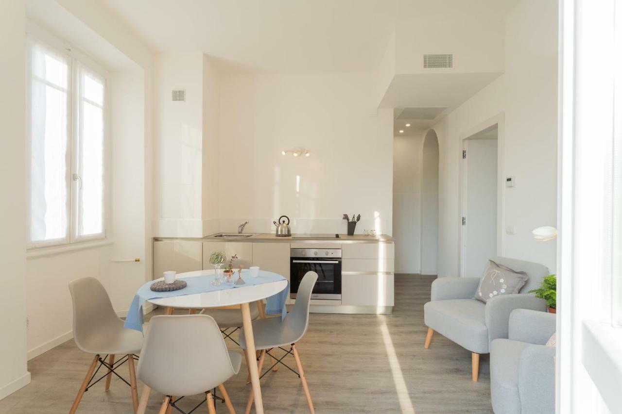 The Little Prince Apartment By Rent All Como Ngoại thất bức ảnh